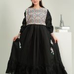 Saya Black Maxi