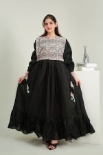 Saya Black Maxi